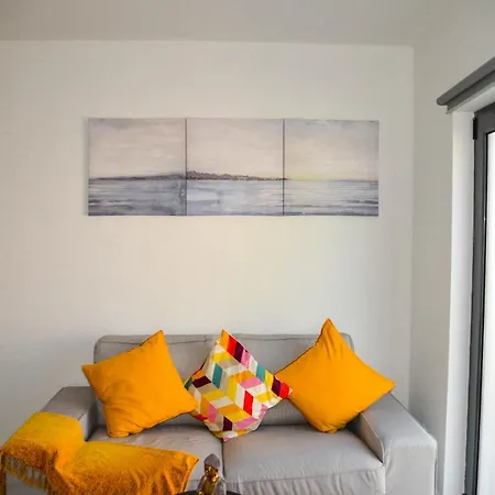 Apartment Duarte *